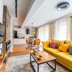  Apartament 3 Strazyska 21a